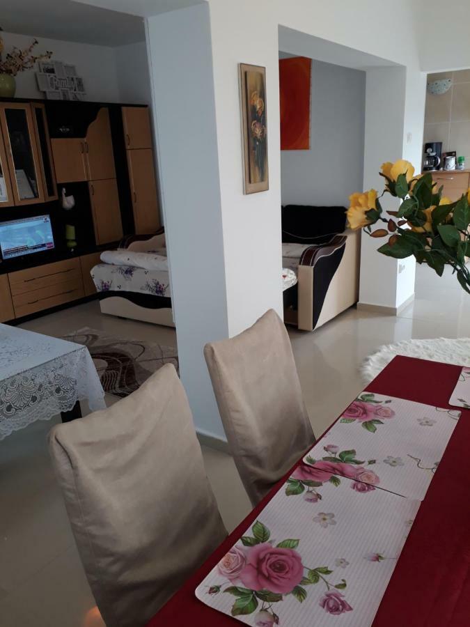 Apartamento Casa Ade Călimăneşti Exterior foto
